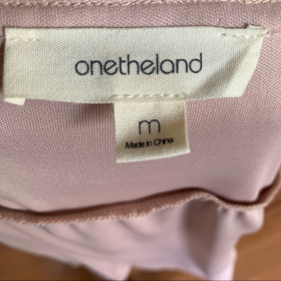 NEW ⭐️onetheland⭐️ soft pink/peach lace sundress - M - Picture 10 of 11